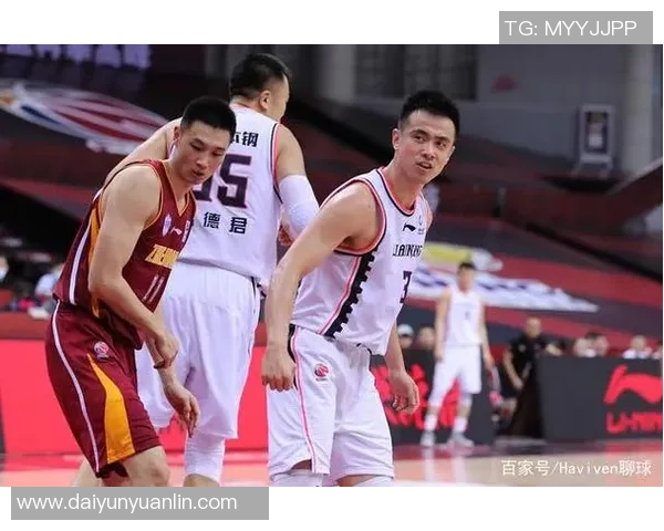 南京足球队与深圳足球队赛后复盘分析意识碰撞与战术对决