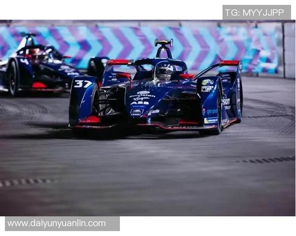 西安网球队强势领跑冠军赛积分榜总积分高达72分 西安网球队强势领跑冠军赛积分榜总积分高达72分